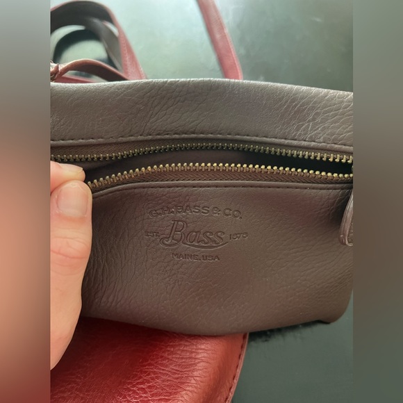 NWT • G.H. Bass & Co. Reversible Bag • Red & Brown - Picture 4 of 13